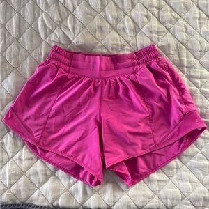 Lululemon hotty hots 2.5 inch
